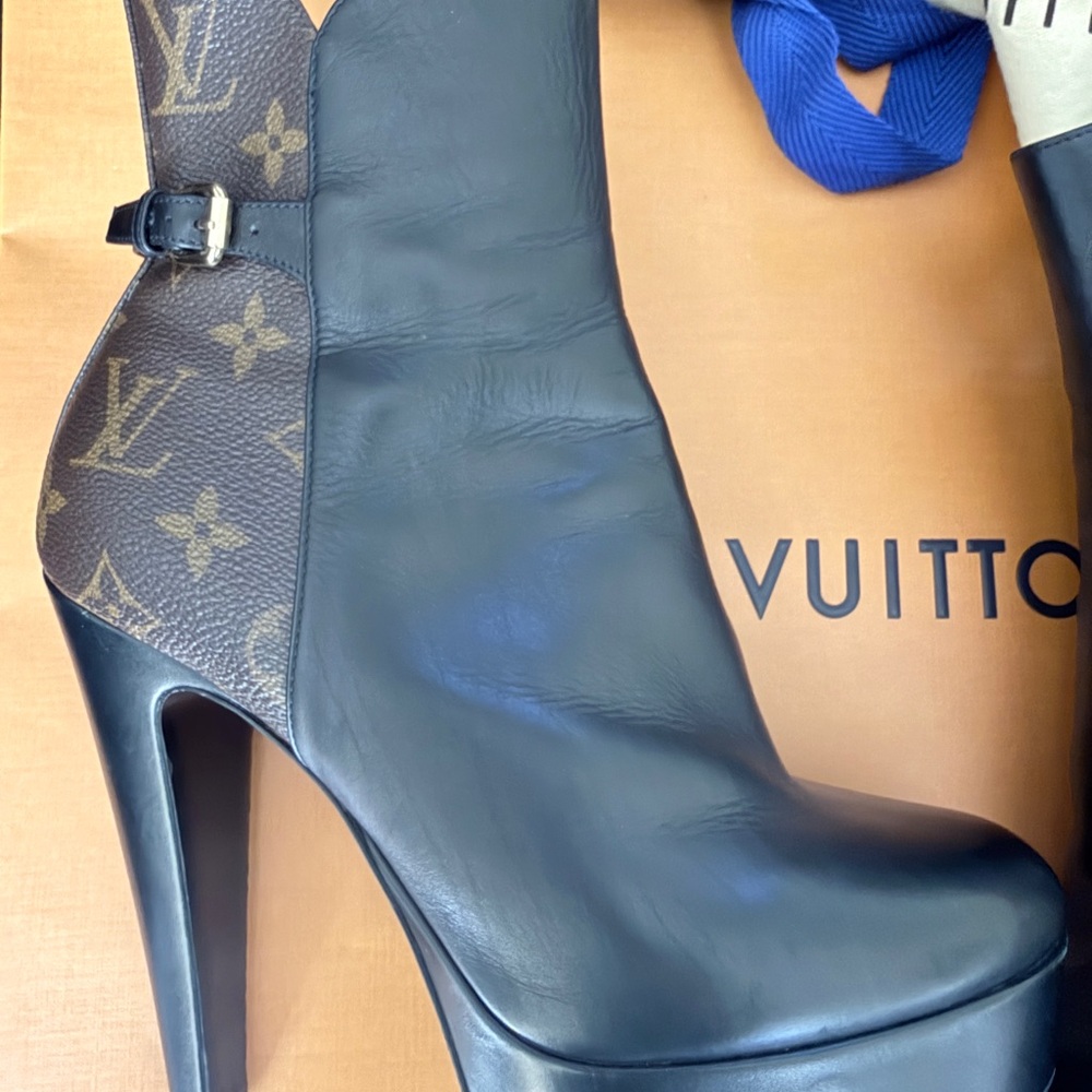 Louis Vuitton Monogram Black and Brown Heeled Boots size 6 - Picture 13 of 16